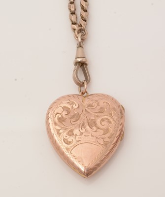 Lot 169 - A 9ct yellow gold muff chain, with locket