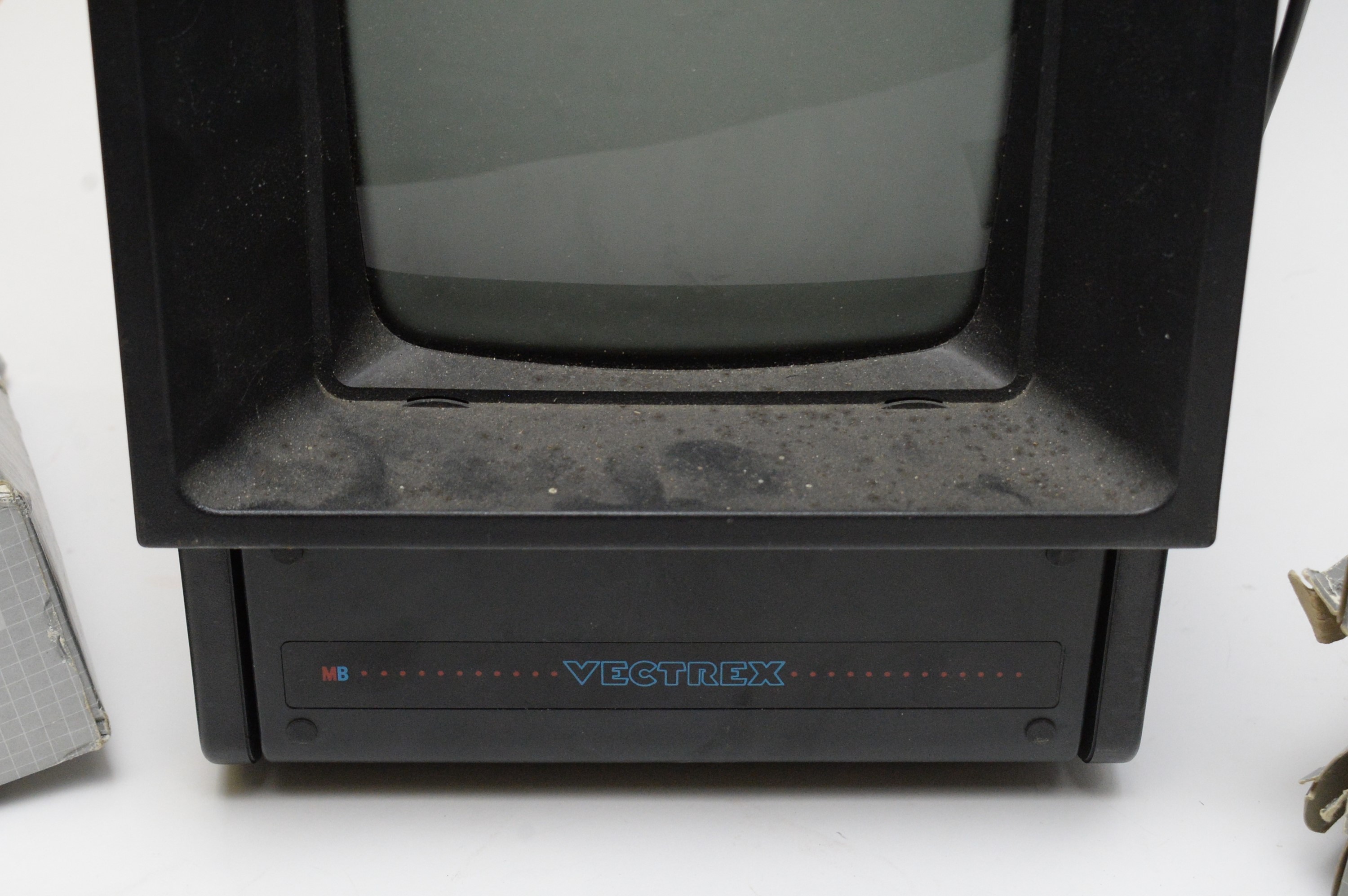 Lot 30 - A Vectrex video computer game system with