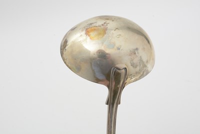 Lot 592 - A William IV silver ladle, by William Eaton