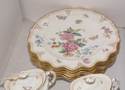 Lot 320 - A selection of Royal Crown Derby dinner and teaware.