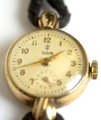 Lot 518 - Tudor: a lady's 9ct yellow gold cased cocktail watch