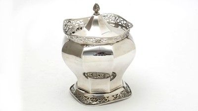 Lot 557 - A George V silver covered jar, by James Dixon & Sons Ltd