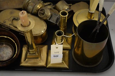 Lot 542 - Amendment: A selection of brass and metal wares.