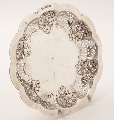 Lot 113 - A silver pierced shaped-circular dish, by Harry Atkins