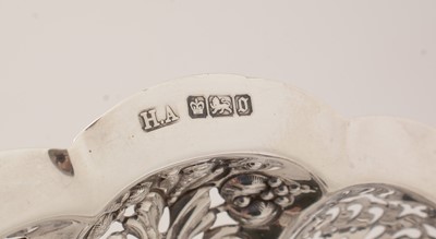 Lot 184 - A silver pierced shaped-circular dish, by Harry Atkins