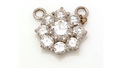 Lot 414 - A diamond cluster pendant