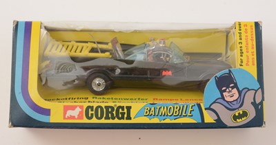 Lot 6 - Corgi Batmobile, 267