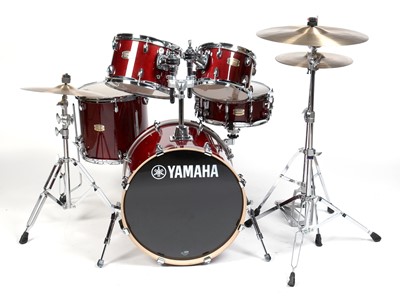 Lot 129 - Yamaha Stage Custom drum kit