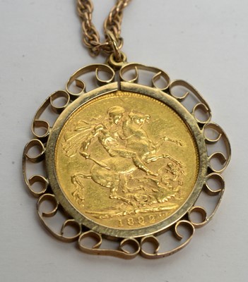 Lot 128 - A Queen Victoria gold sovereign, pendant on chain