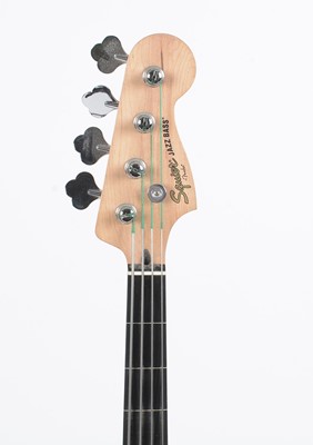 Lot 83 - Fender Squier fretless Jazz Bass