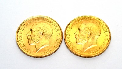 Lot 177 - Two George V gold sovereigns