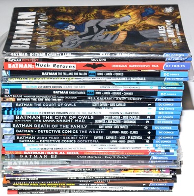 Lot 245 - Batman Graphic Novels and Albums.