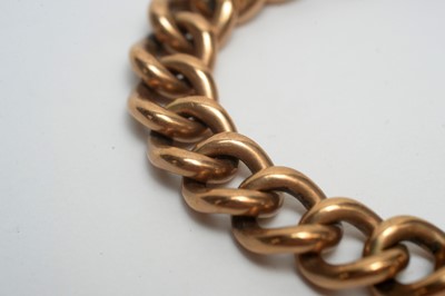 Lot 115 - A 9ct yellow gold curb link bracelet