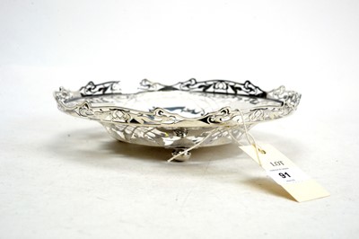 Lot 91 - A silver dish, by Manoah Rhodes & Sons Ltd