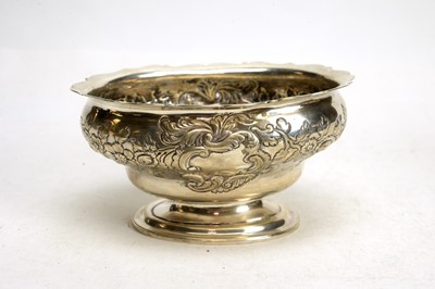 Lot 95 - Silver footed bowl, by James McKay