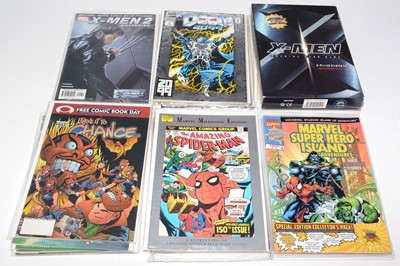 Lot 989 - Marvel Comics.