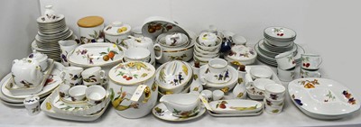 Lot 431 - An extensive selection of Royal Worcester dinner ware