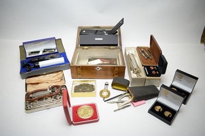Lot 203 - A selection of collectibles including pens.