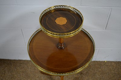 Lot 3 - An attractive 20th Century inlaid mahogany two-tier occasional table.