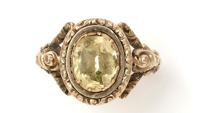 Lot 463 - A Victorian citrine ring