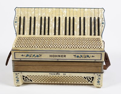 Lot 19 - Hohner Tango III 120 bass piano accordion
