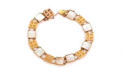 Lot 467 - Murrle Bennett & Co: a 9ct yellow gold and mother of pearl bracelet