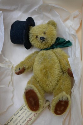 Lot 238 - A selection of collectors' teddy bears.
