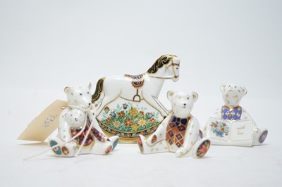 Lot 369 - A collection of Royal Crown Derby paperweights.