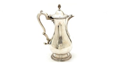 Lot 215 - A George III silver coffee pot, by Daniel Smith & Robert Sharp