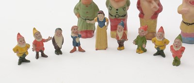 Lot 331 - Snow White and the Seven Dwarfs figures