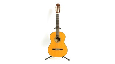 Lot 531 - Kyoto G201 classical guitar