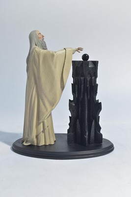 Lot 223 - Sideshow Weta Collectibles: The Lord of the Rings, Saruman the White 1/6 scale polystone figure