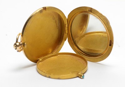 Lot 150 - A 9ct yellow gold compact, by Goldsmiths and Silversmiths Co Ltd