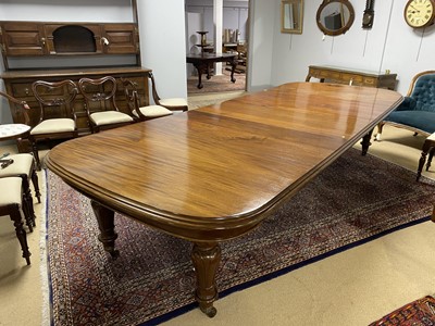 Lot 48 - A substantial early Victorian mahogany wind-out extending dining table.