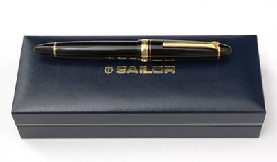 Lot 453 - Sailor, Japan: a black plastic cased fountain pen