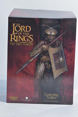 Lot 251 - Sideshow Weta Collectibles: The Lord of the Rings, Easterling Soldier polystone figure