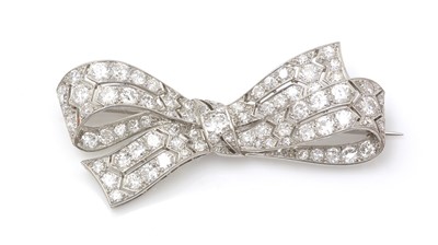Lot 477 - A late Victorian diamond bow pattern brooch
