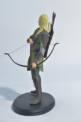 Lot 308 - Sideshow Weta Collectibles: The Lord of the Rings, Legolas Greenleaf polystone figure