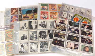 Lot 511 - A selection of collector's cards