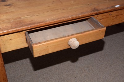 Lot 39 - A vintage rustic pine kitchen table