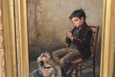 Lot 903 - Ralph Hedley - An Attentive Audience | oil