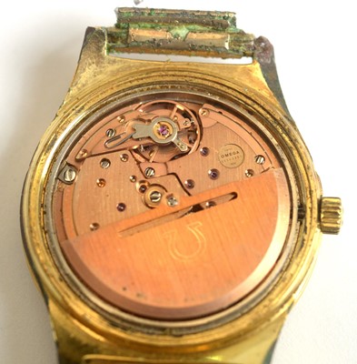 Lot 542 - Omega Geneve: a gilt cased automatic wristwatch