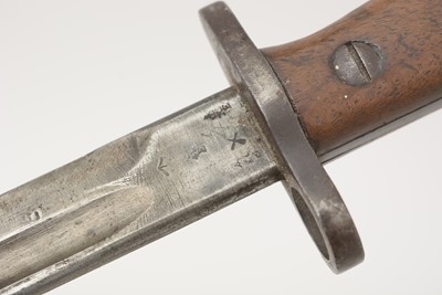 Lot 800 - A WWI British bayonet, and a WWII machete