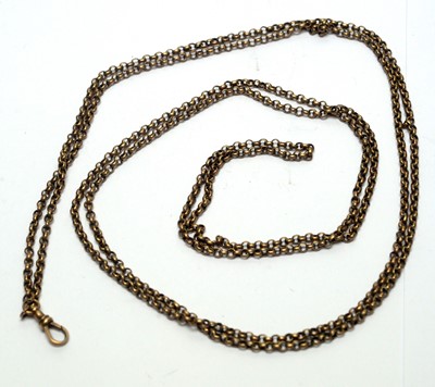 Lot 127 - A 9ct yellow gold muff chain
