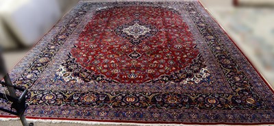 Lot 98 - Kashan carpet