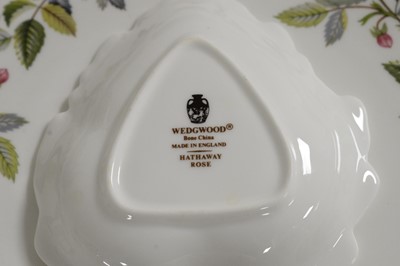 Lot 300 - An extensive collection of Wedgwood ‘Hathaway Rose’ pattern dinner ware