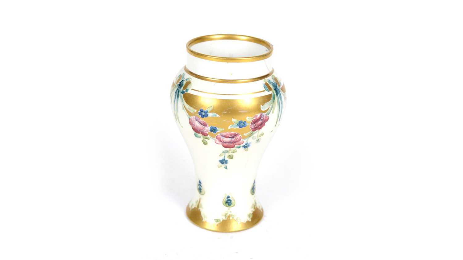 Lot 687 - Macintyre 18th Century pattern vase