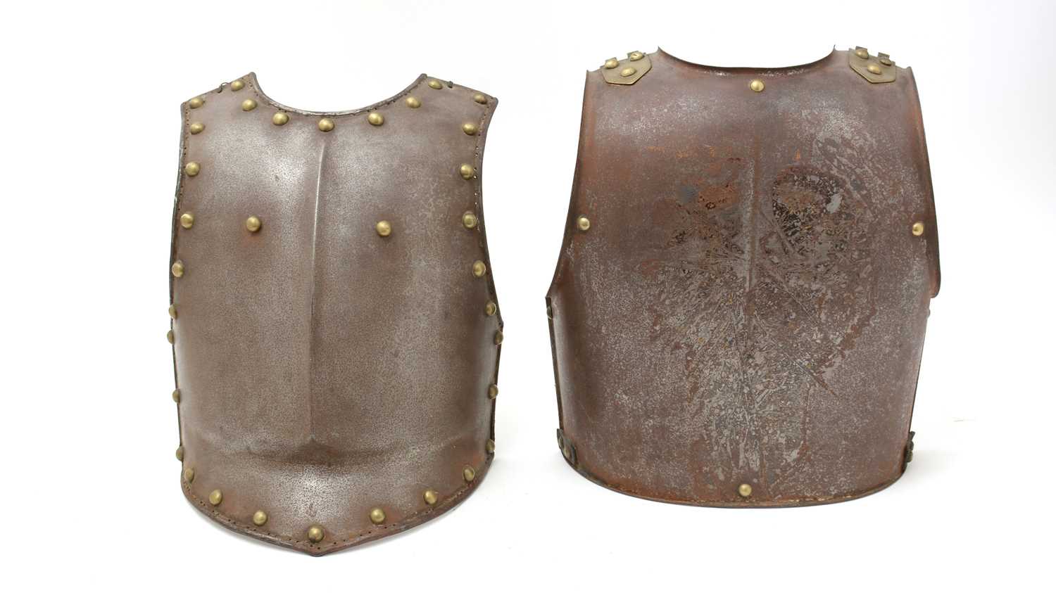 Lot 801 - A French Cuirassiers breastplate and backplate