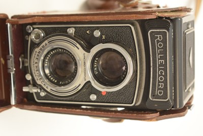 Lot 652 - Rolleicord Synchro-Compur camera