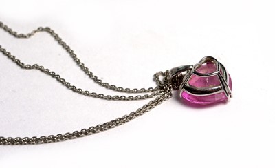 Lot 503 - Chopard "So Happy Diamond": a diamond and synthetic pink sapphire pendant